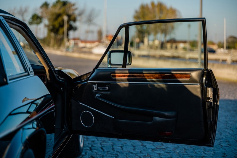 1988 Jaguar XJ-SC V12 295HP